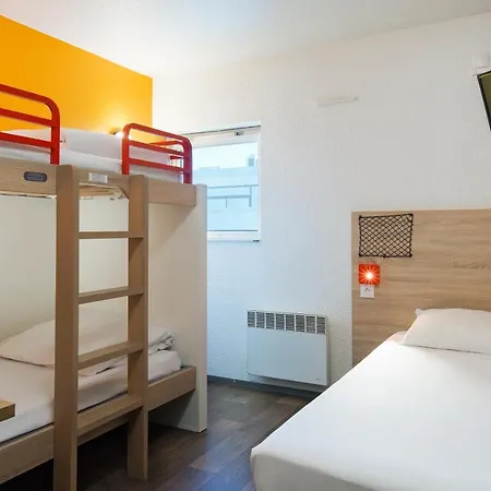 Hotelf1 Massy Tgv Hotel