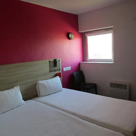 Hotelf1 Massy Tgv Hotel