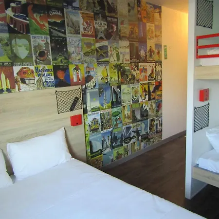 Hotelf1 Massy Tgv Hotel